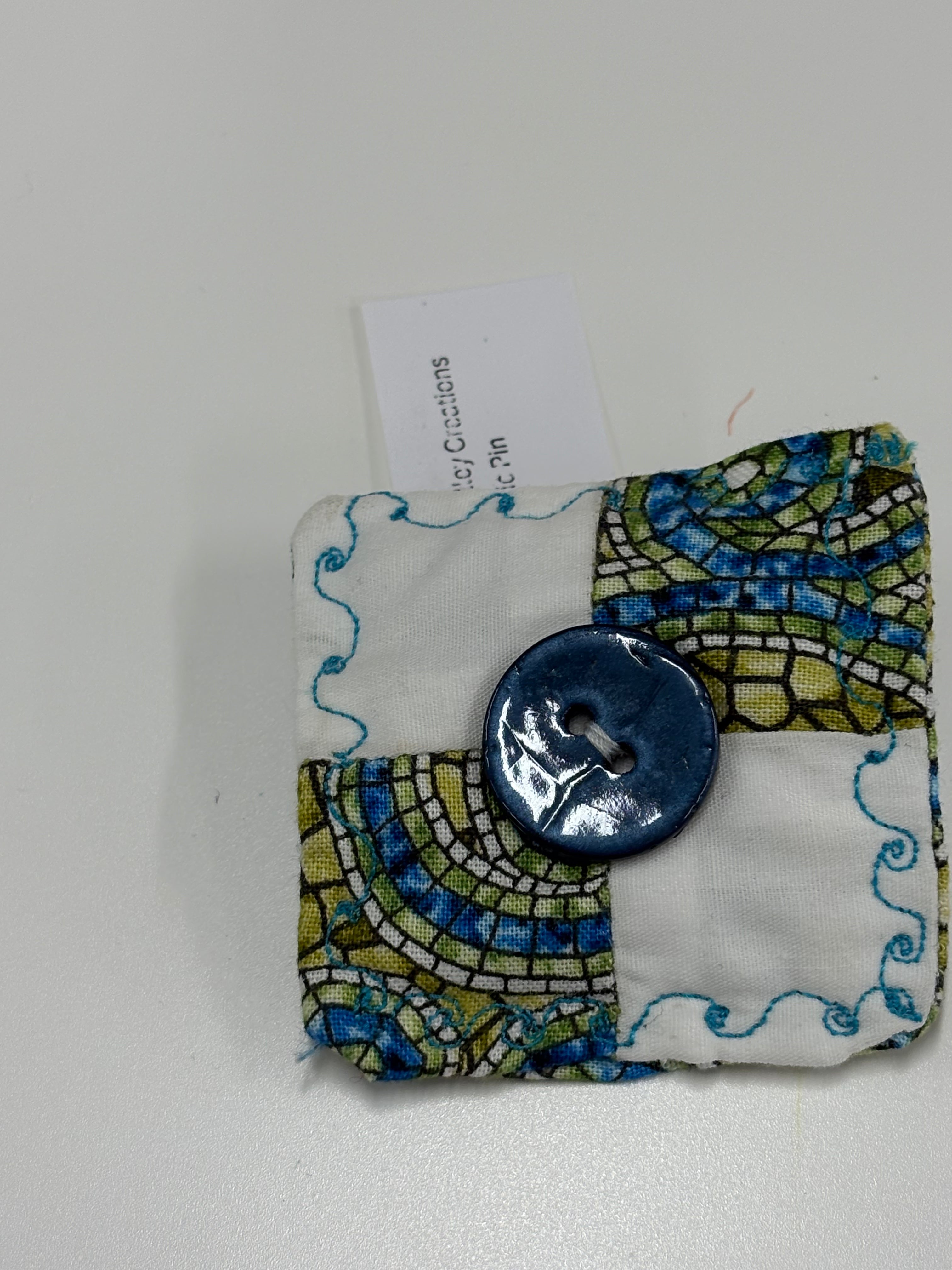 Robin's Woolley Creations - pin
