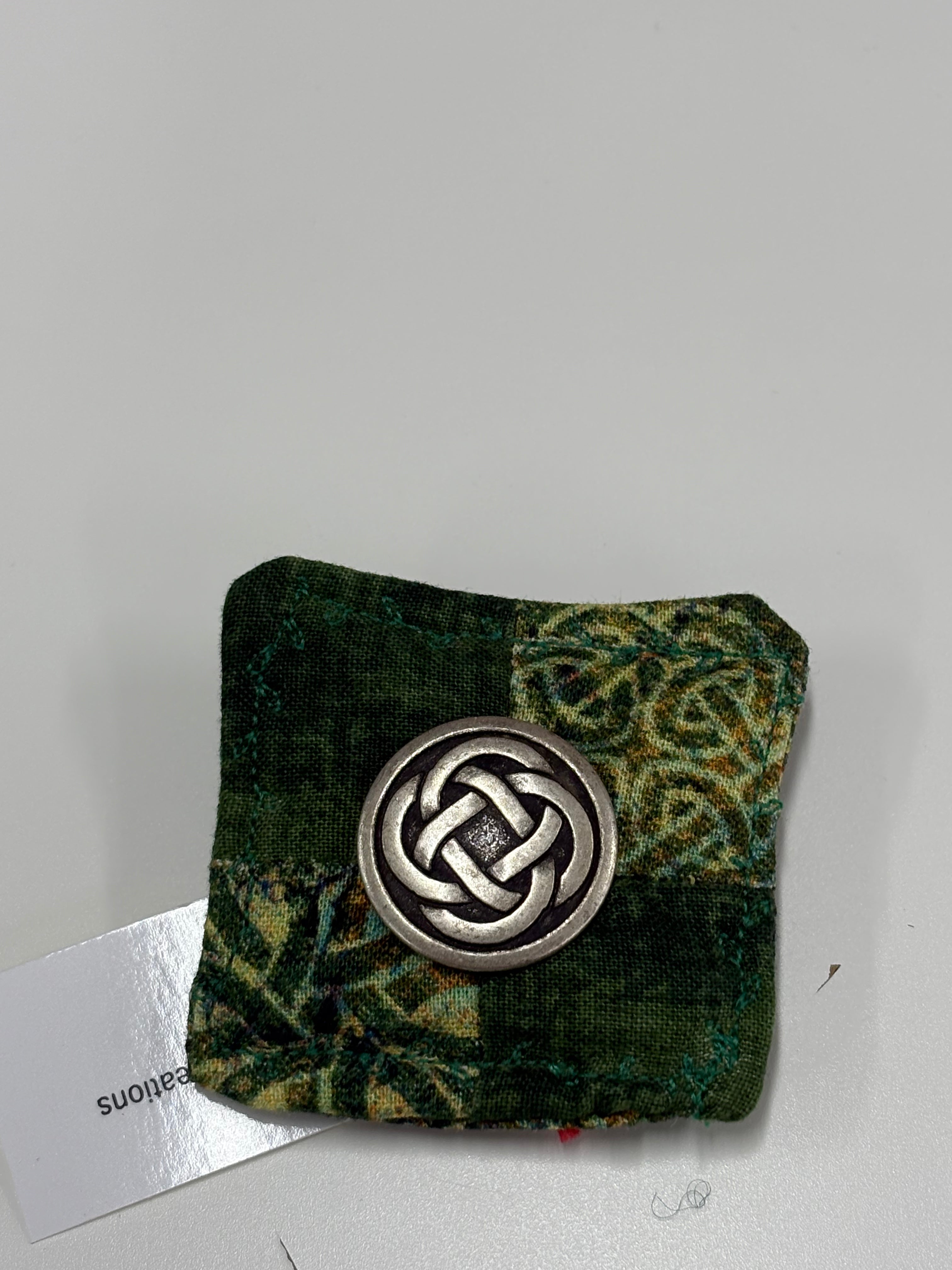 Robin's Woolley Creations - pin