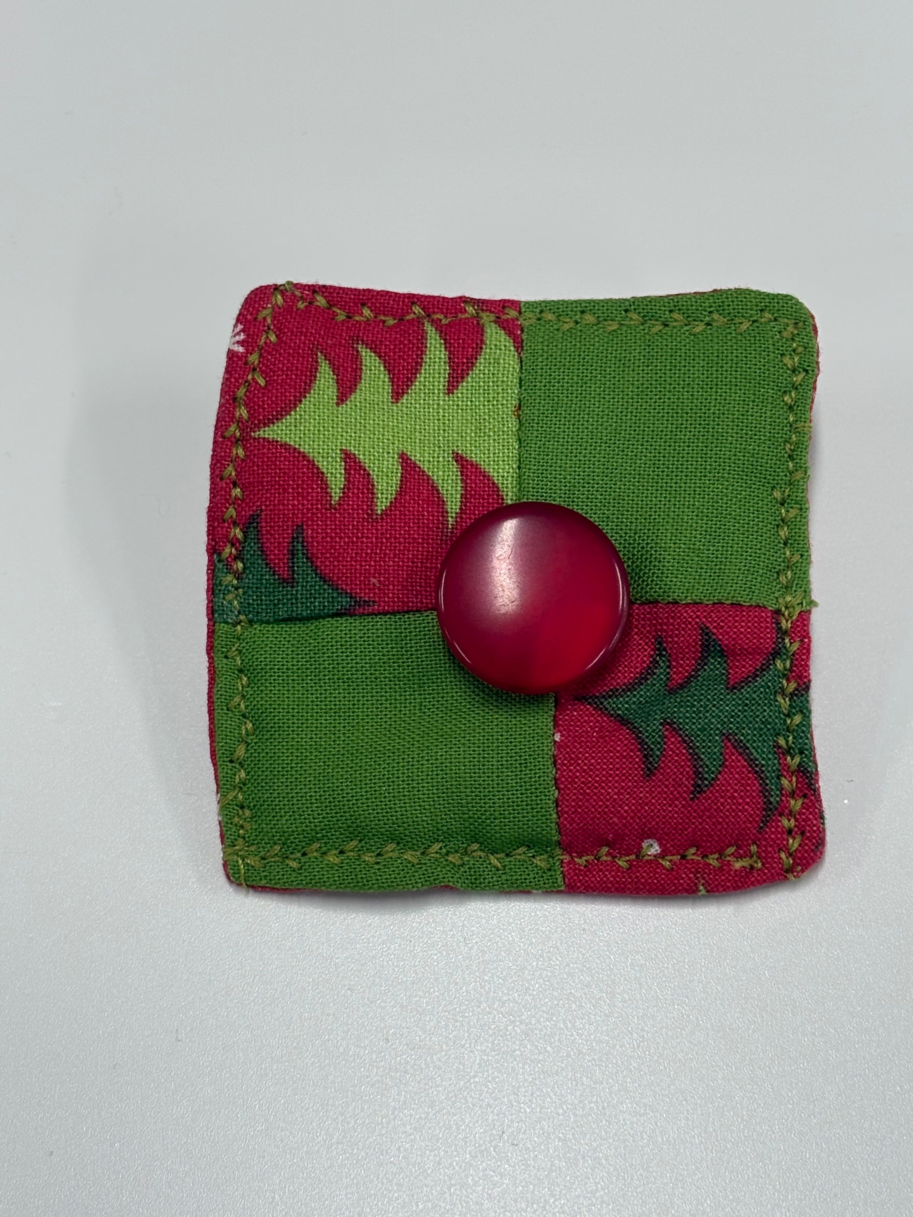 Robin's Woolley Creations - pin