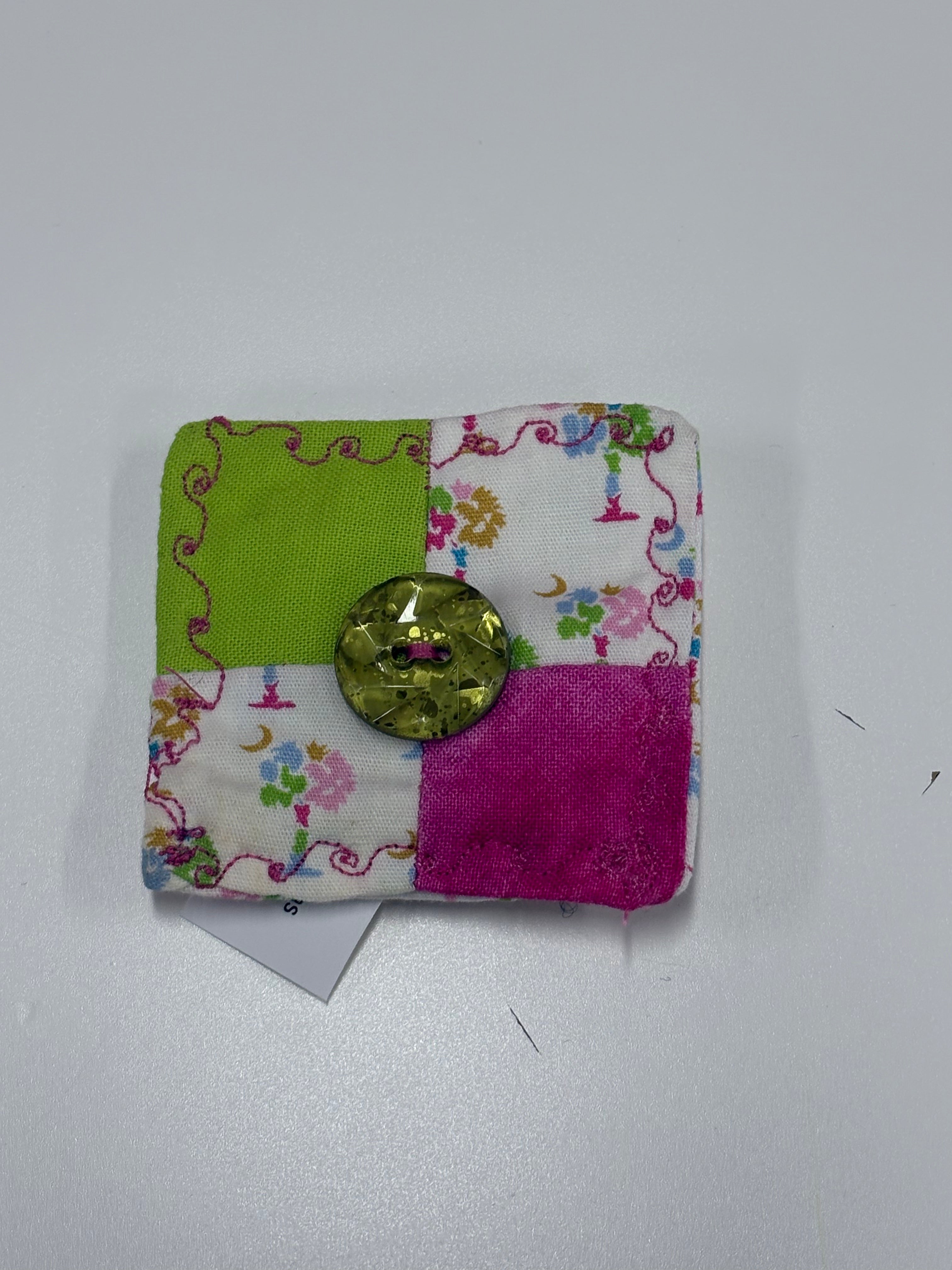 Robin's Woolley Creations - pin