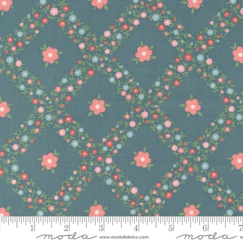 Rosemary Cottage - Lake Trellis - 1/2 Yard