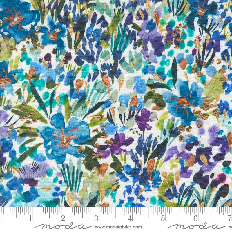 Coming Up Roses Cloud Sapphire 39785 16 -1/2 Yard