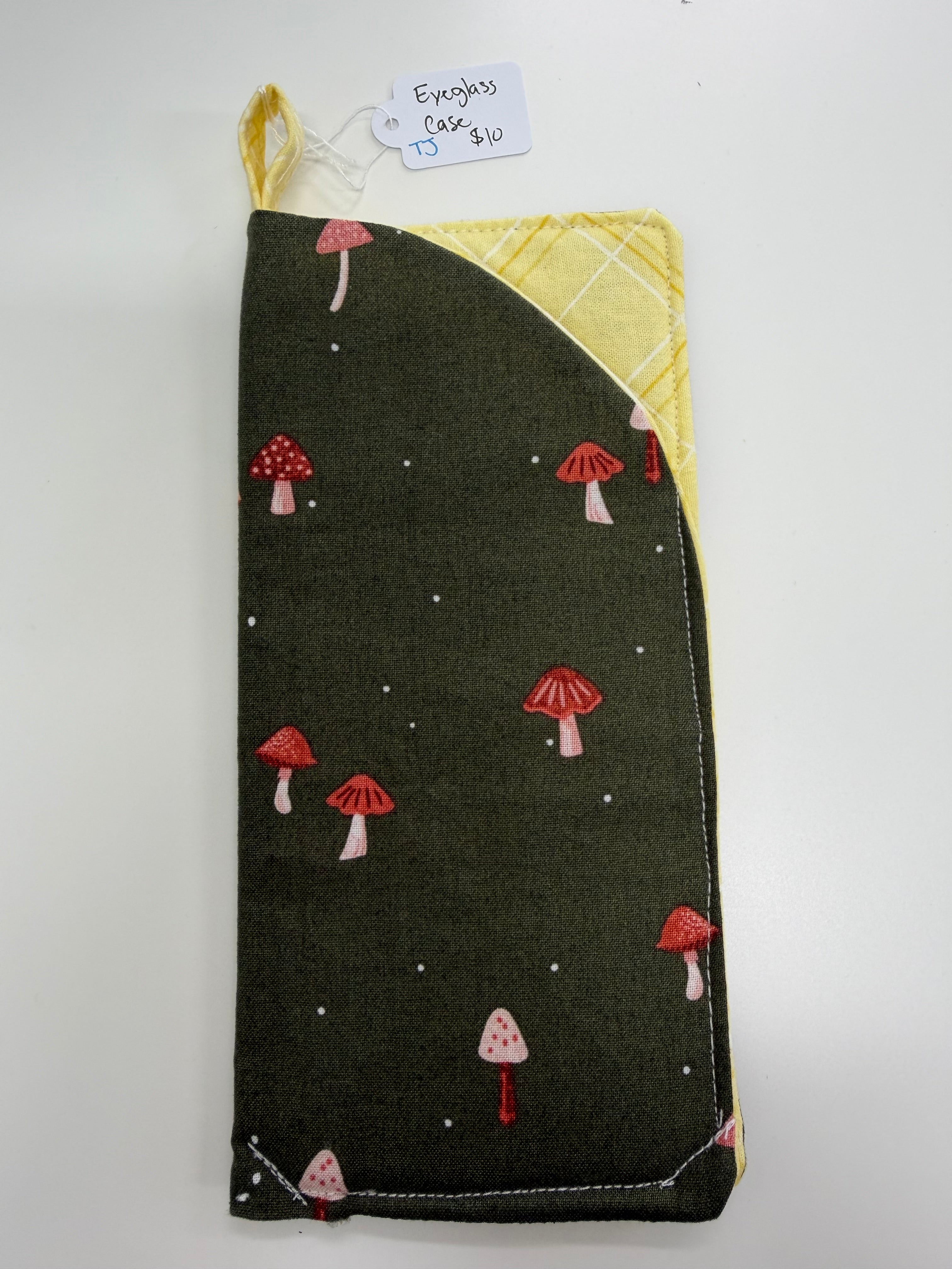 Mushroom Eyeglass case - Tiny Jungles
