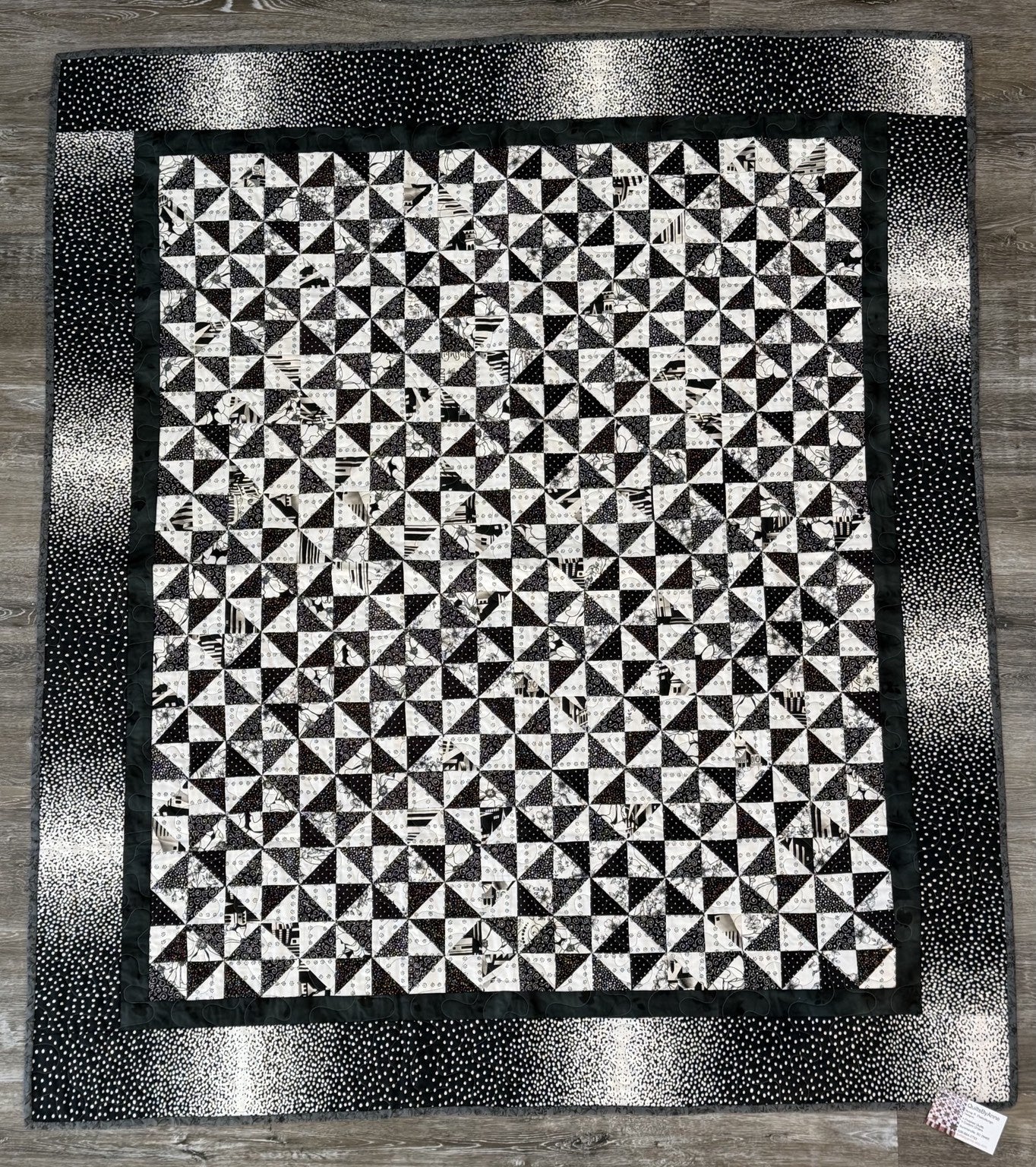Black & White Pinwheel Quilt by Quilts by Anne 51" X 58" APP104