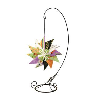 No Sew Ornaments (Pinwheel) by The Ornament Girl