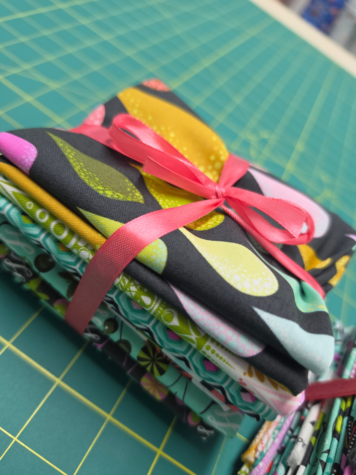 Tula Pink FQ Bundle - Prince