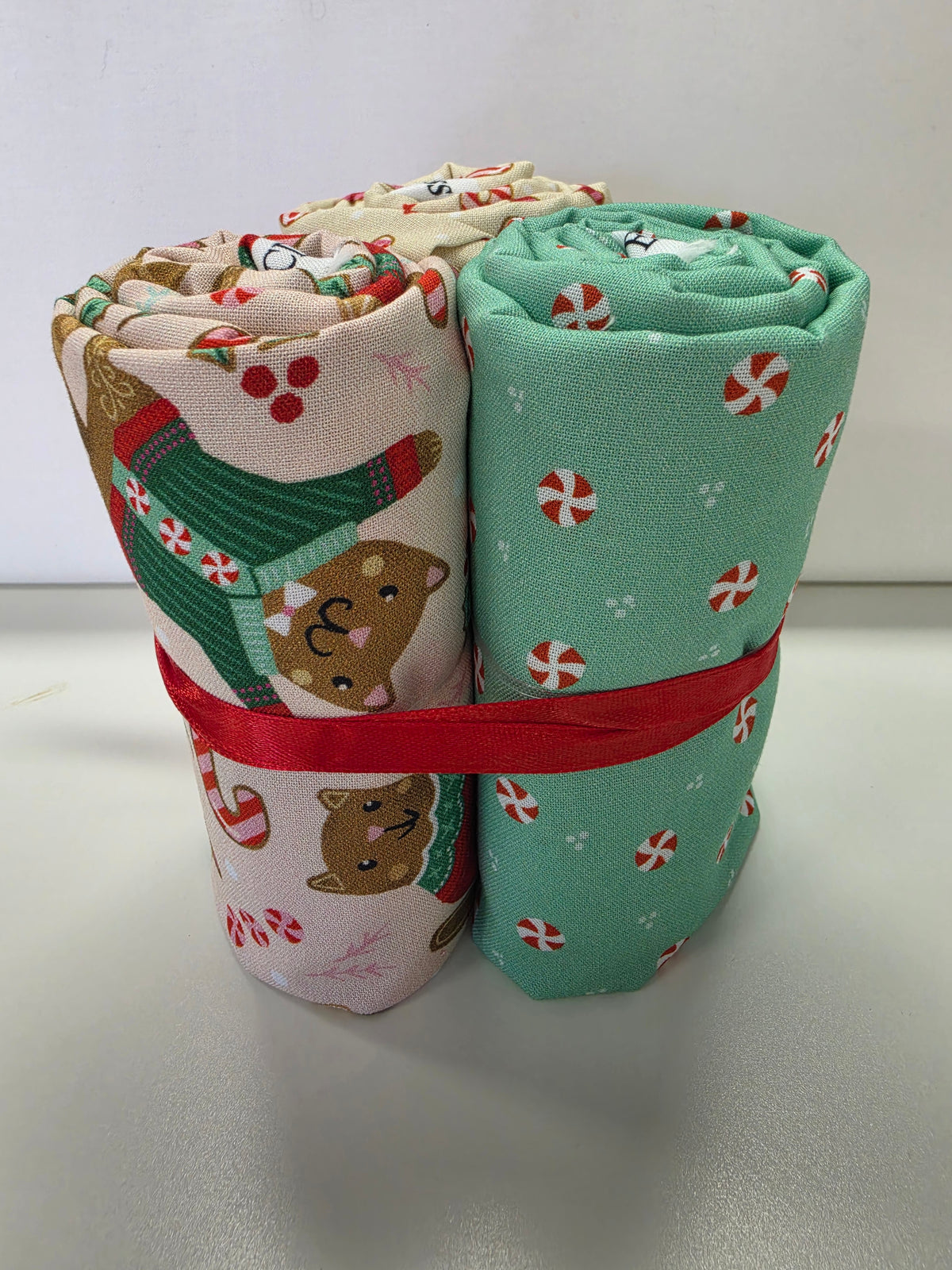 Christmas themed 3yd Quilt Pack